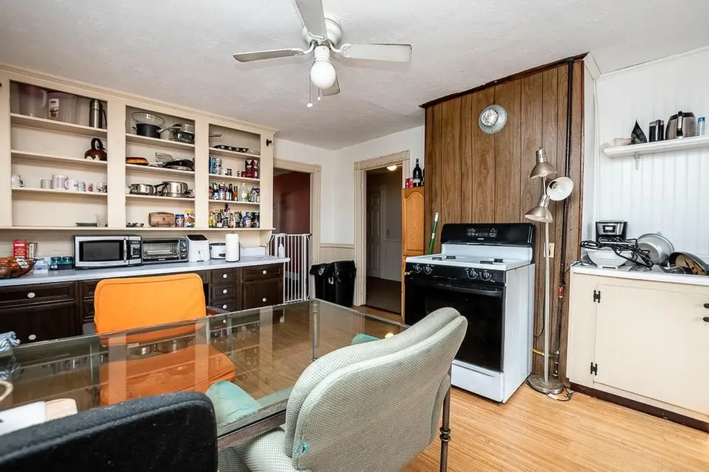 903 Branch Avenue Providence RI 02904