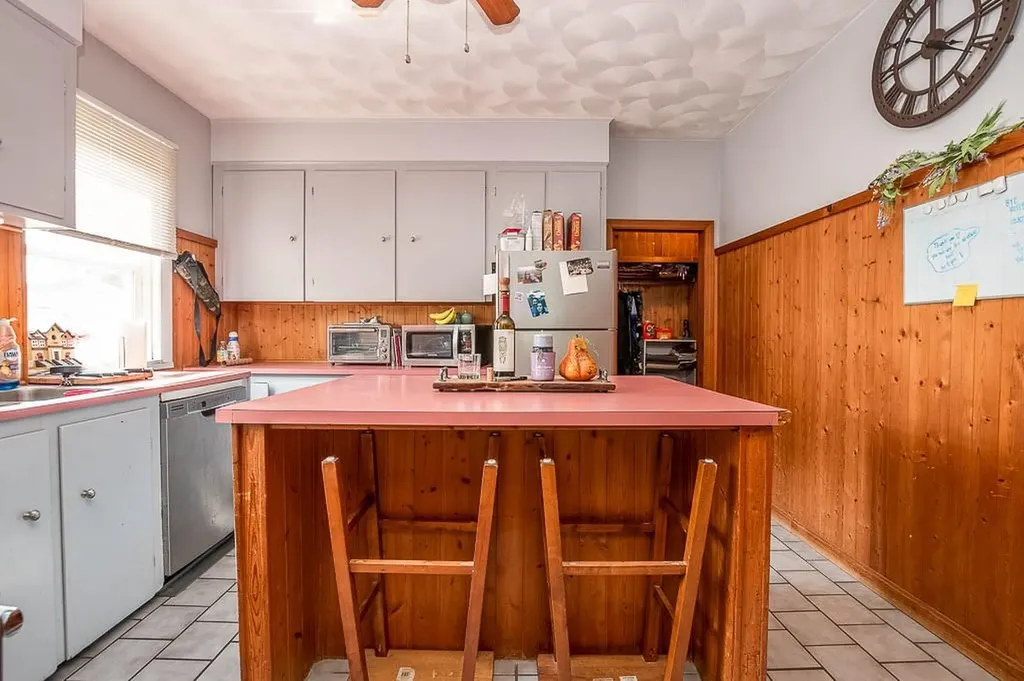 903 Branch Avenue Providence RI 02904