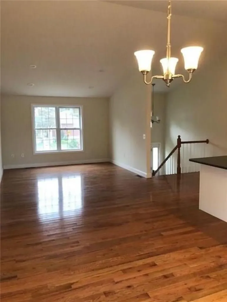 25 Top Street Westerly RI 02891