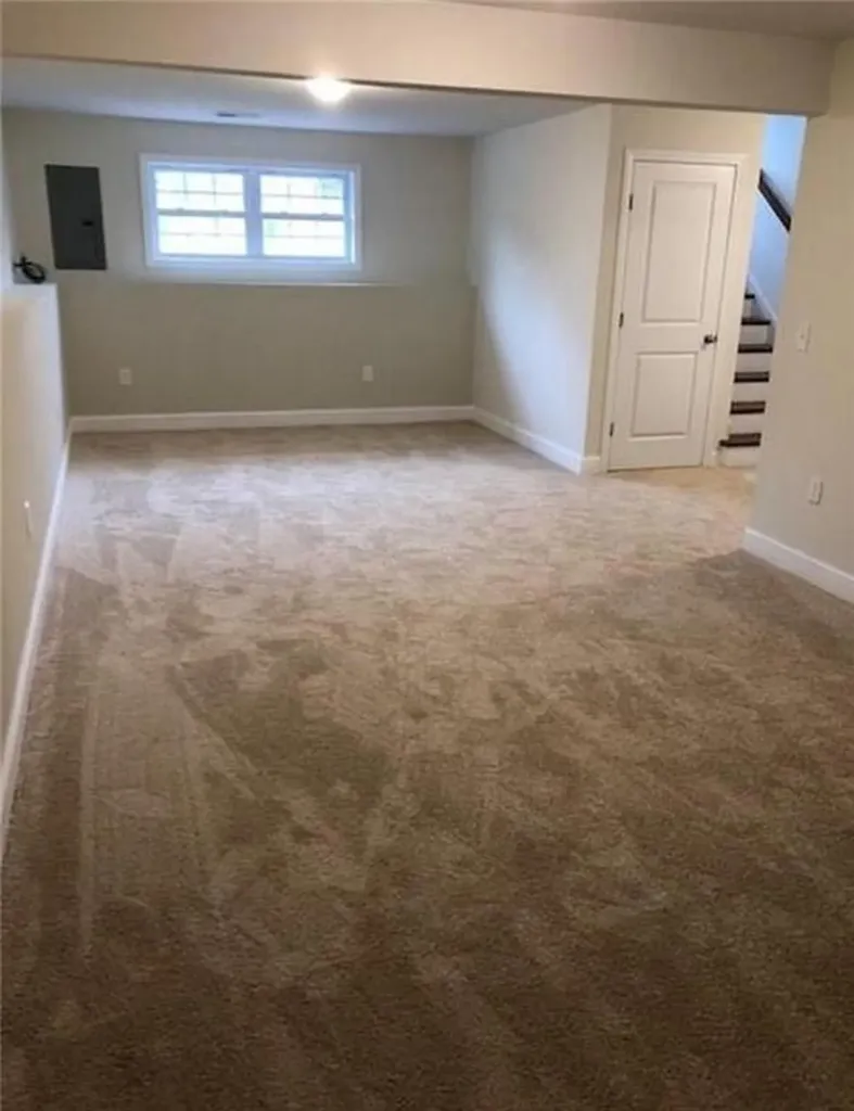 25 Top Street Westerly RI 02891