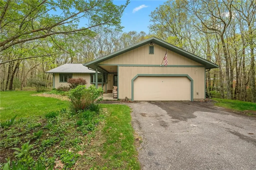 515 Williams Crossing Road Coventry RI 02816