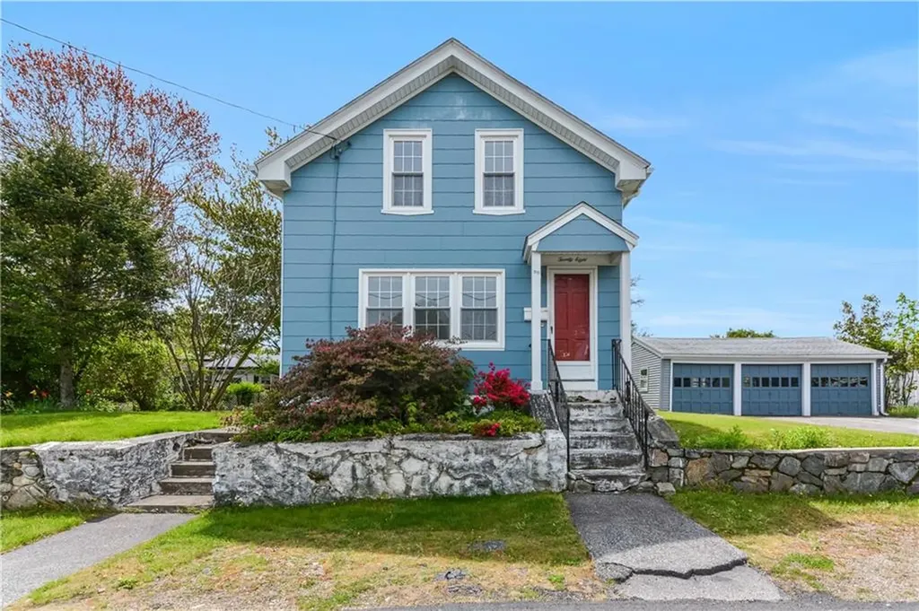 28 Cedar Street Johnston RI 02919
