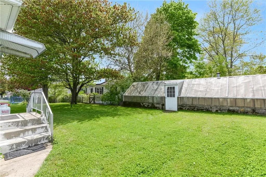 28 Cedar Street Johnston RI 02919