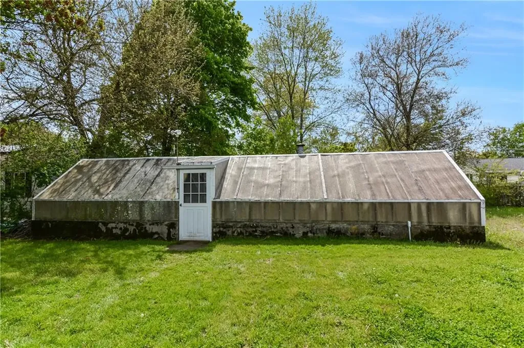 28 Cedar Street Johnston RI 02919