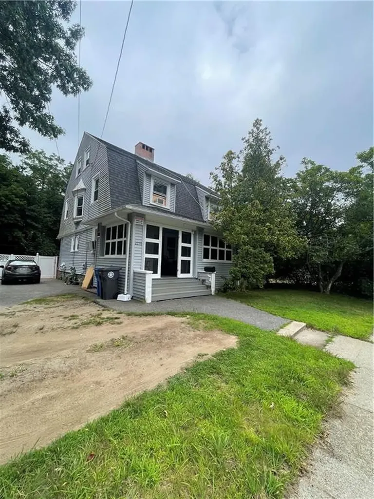 2270 Cranston Street Cranston RI 02920