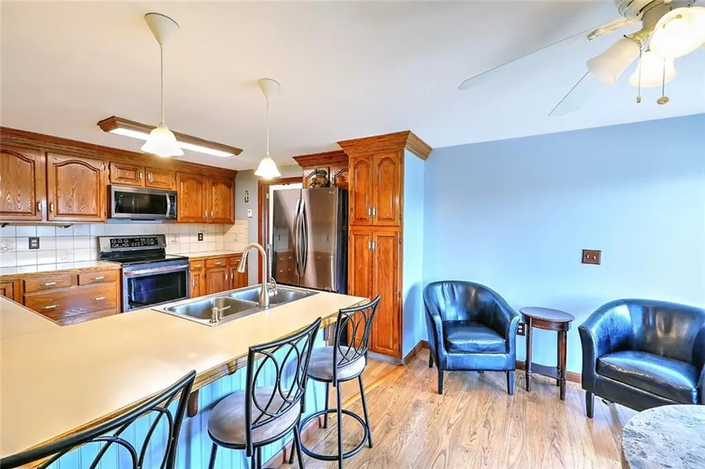 1160 Aquidneck Avenue Middletown RI 02842