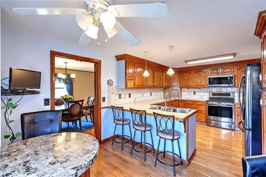 1160 Aquidneck Avenue Middletown RI 02842