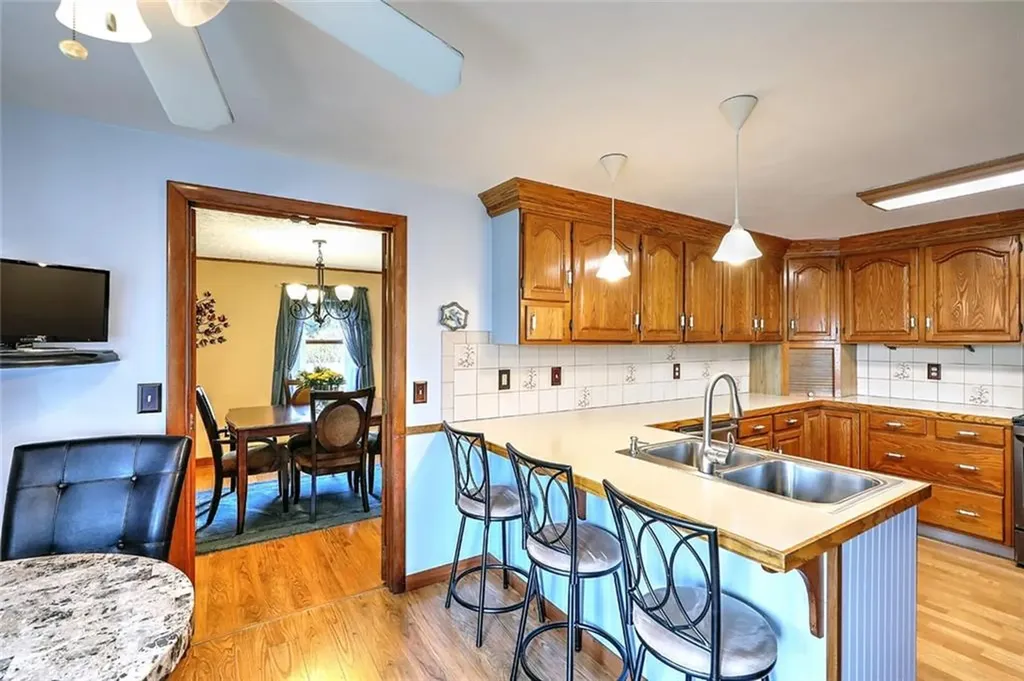 1160 Aquidneck Avenue Middletown RI 02842