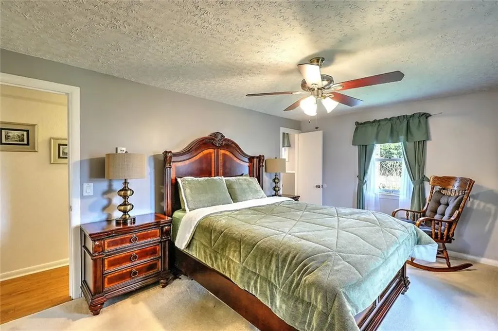 1160 Aquidneck Avenue Middletown RI 02842
