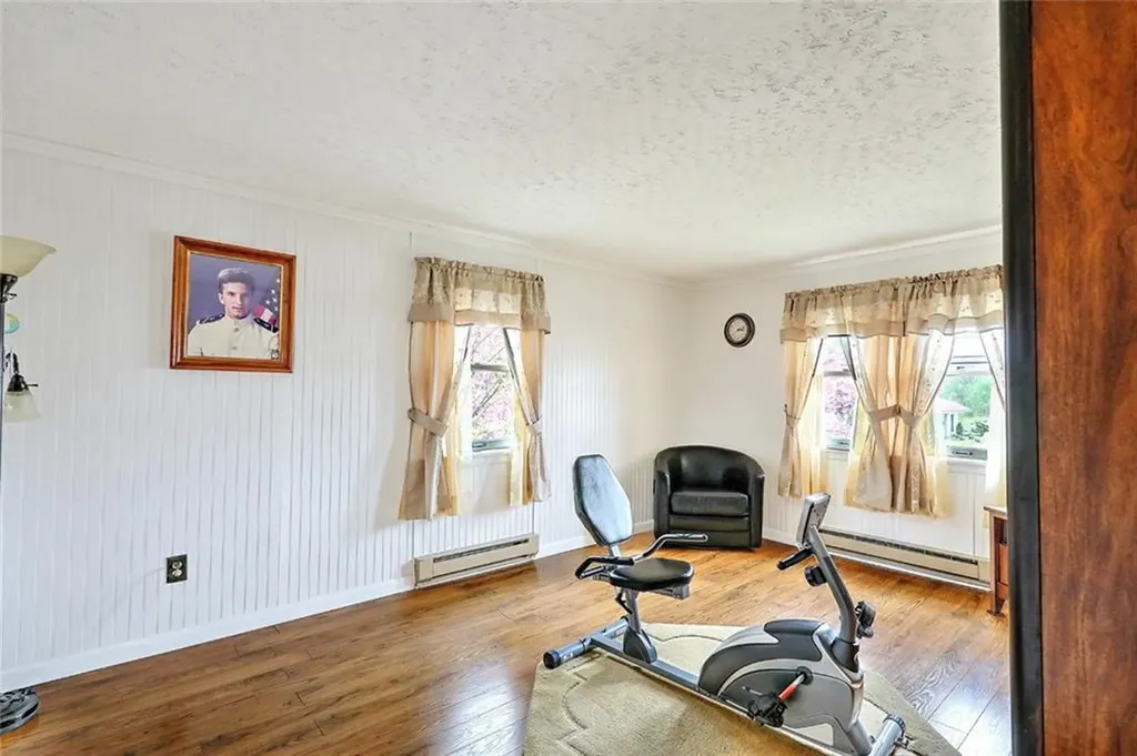 1160 Aquidneck Avenue Middletown RI 02842