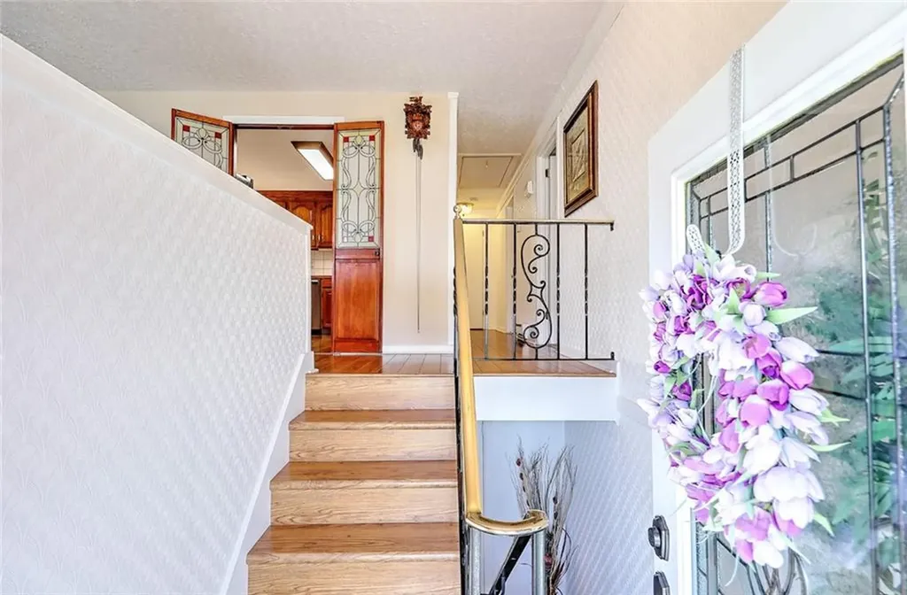 1160 Aquidneck Avenue Middletown RI 02842