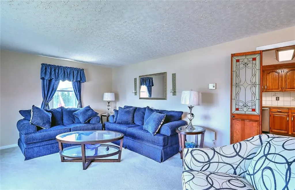 1160 Aquidneck Avenue Middletown RI 02842