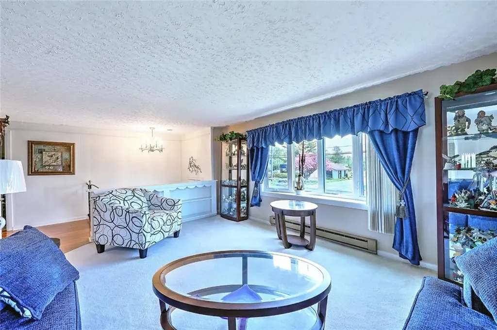 1160 Aquidneck Avenue Middletown RI 02842