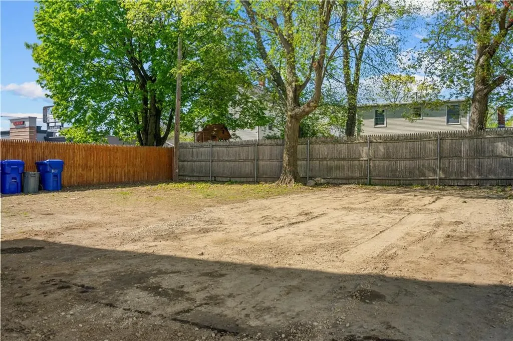 22 Gooding Street Pawtucket RI 02860