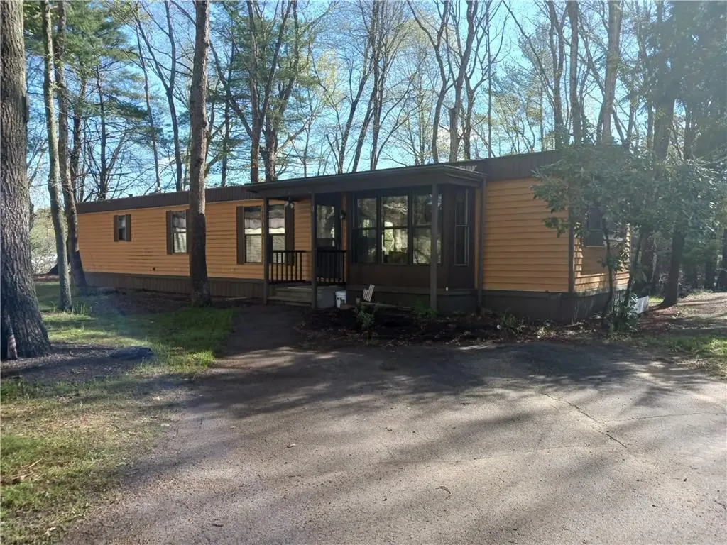 11 Hide Away Coventry RI 02816