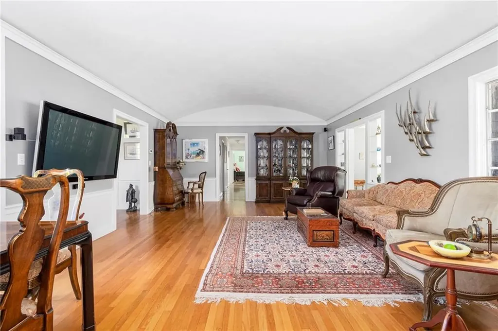 1400 Hope Street Bristol RI 02809