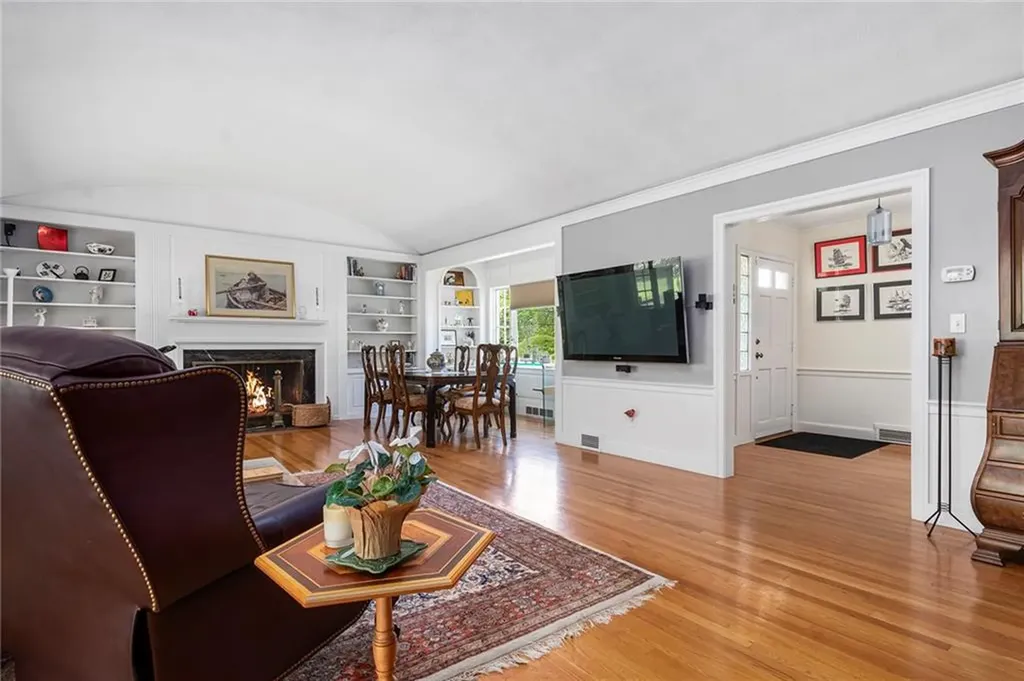 1400 Hope Street Bristol RI 02809