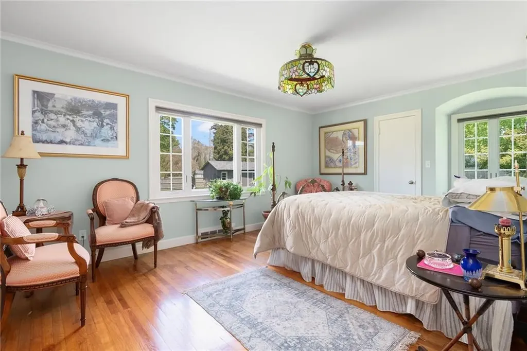 1400 Hope Street Bristol RI 02809