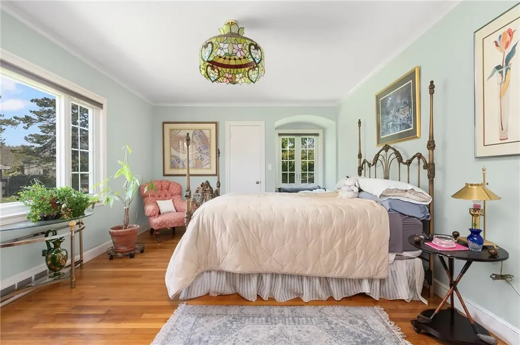 1400 Hope Street Bristol RI 02809