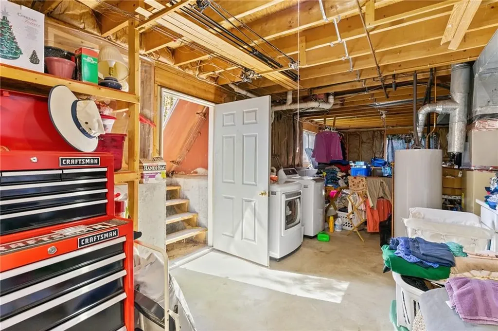29 Medieval Way West Warwick RI 02893