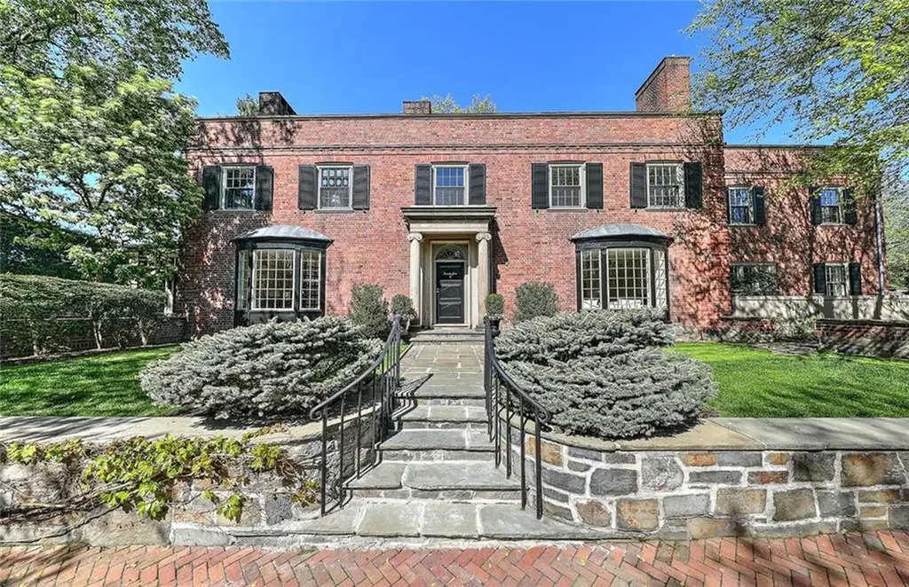 25 Cooke Street Providence RI 02906