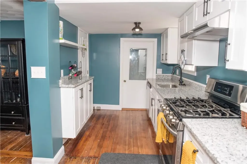 132 Uncas Street Warwick RI 02889