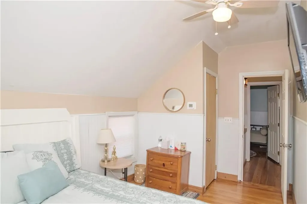 132 Uncas Street Warwick RI 02889