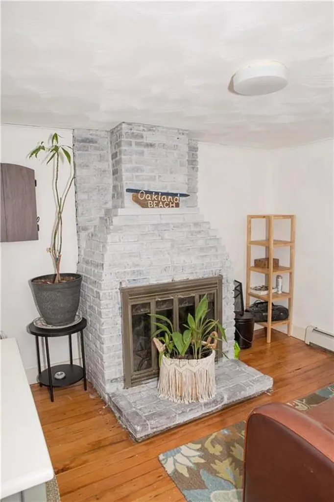 132 Uncas Street Warwick RI 02889