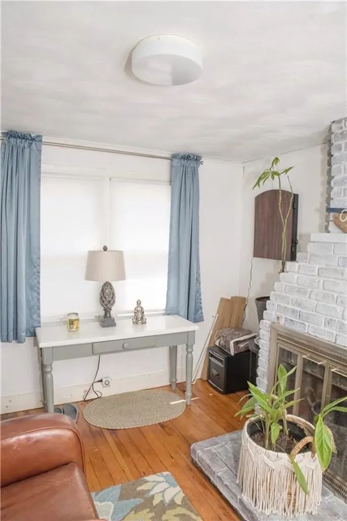 132 Uncas Street Warwick RI 02889