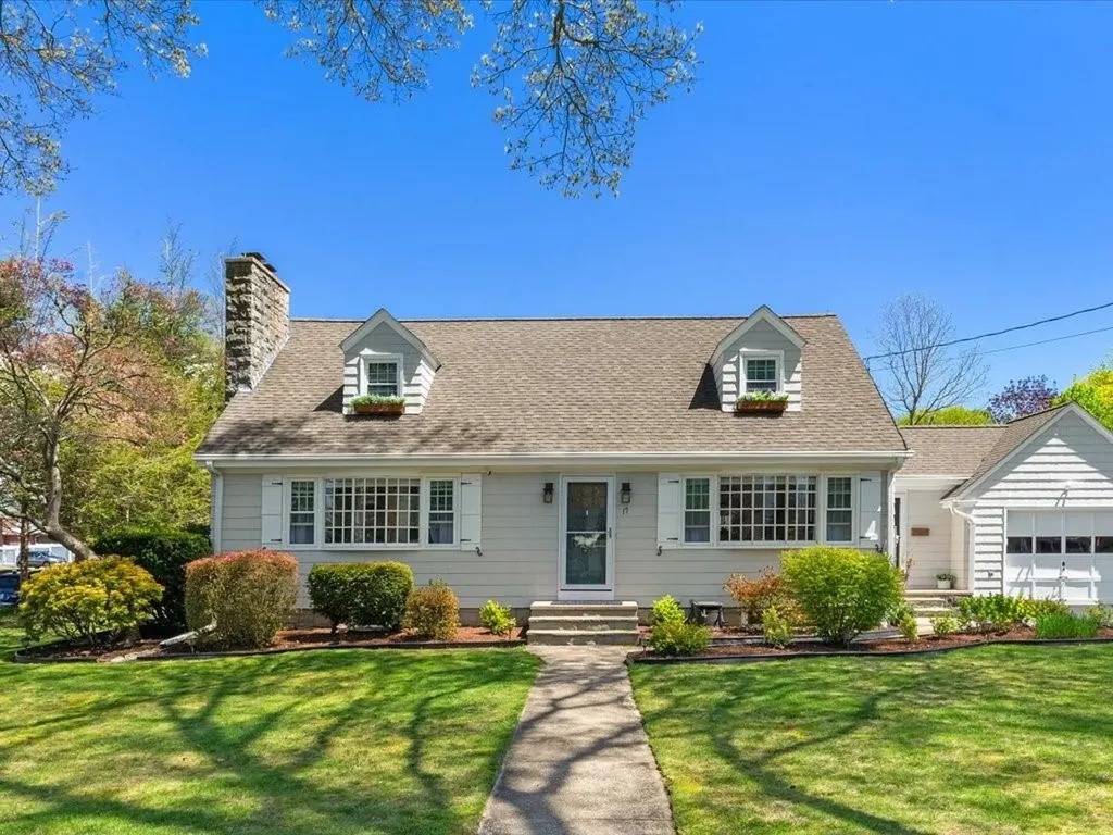 17 Champion Street Westerly RI 02891