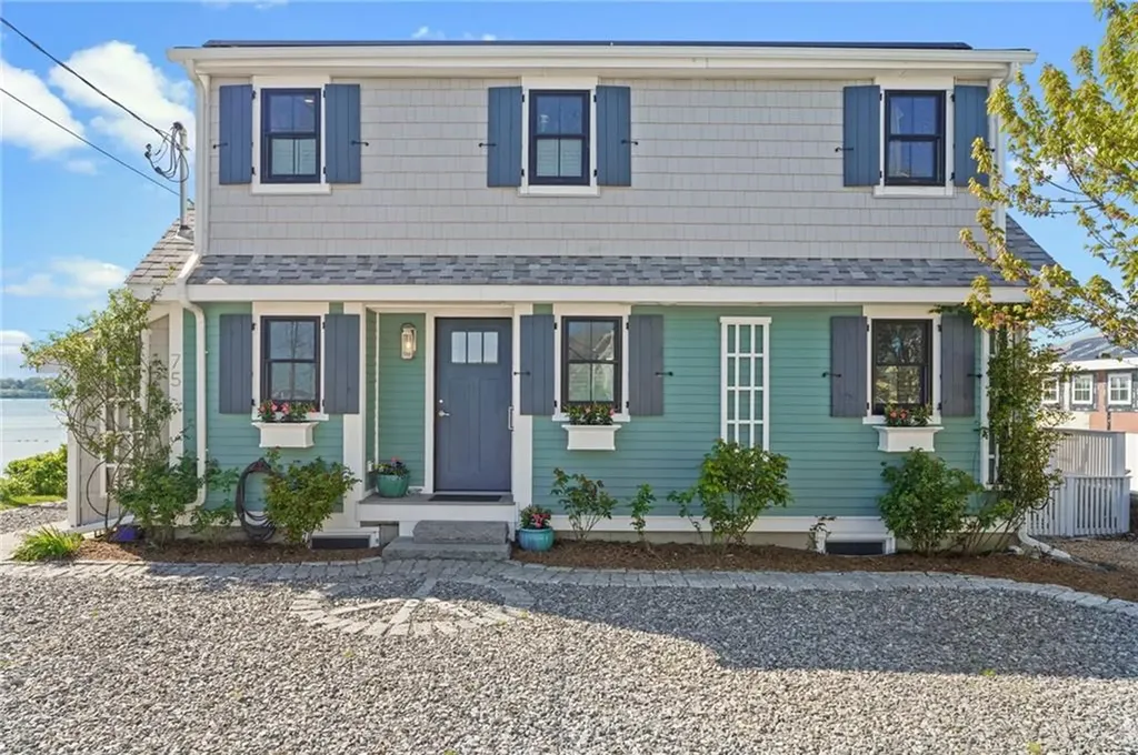75 Fountain Avenue Portsmouth RI 02871