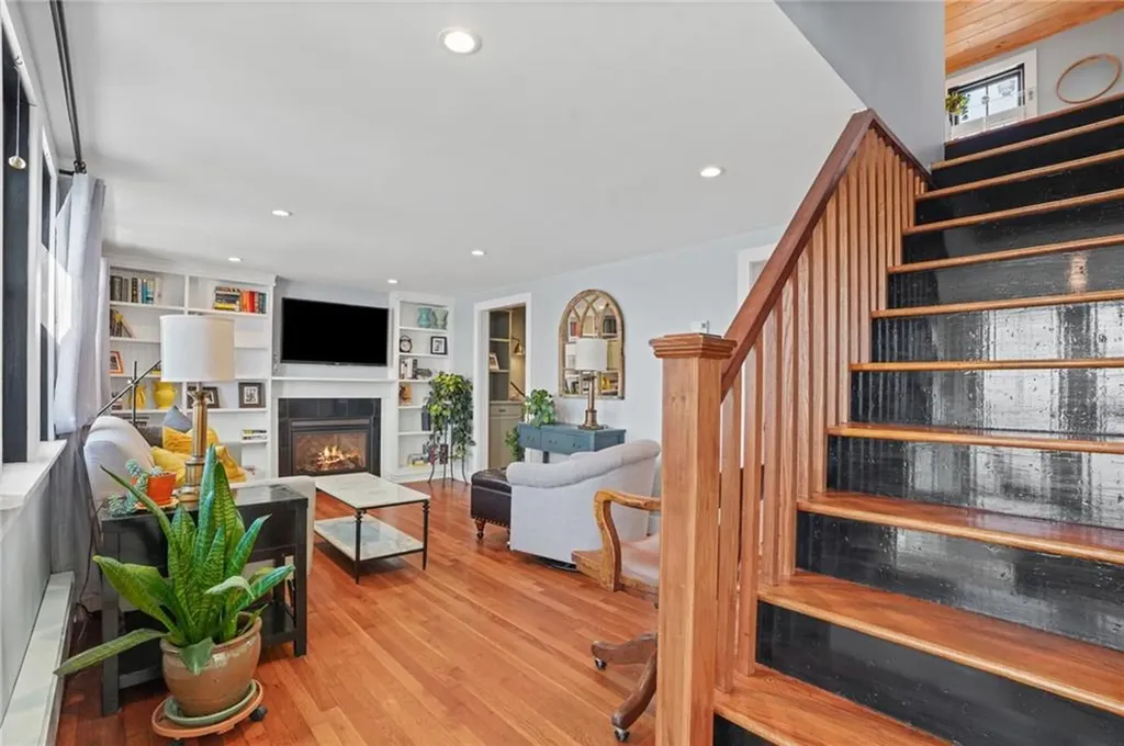 75 Fountain Avenue Portsmouth RI 02871