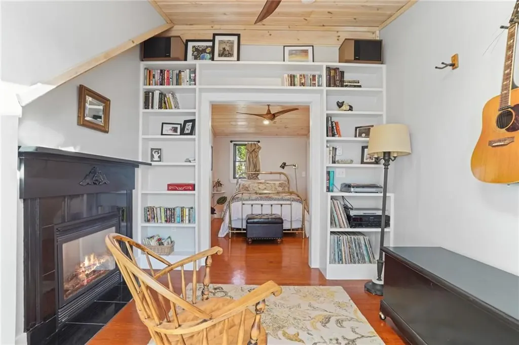 75 Fountain Avenue Portsmouth RI 02871
