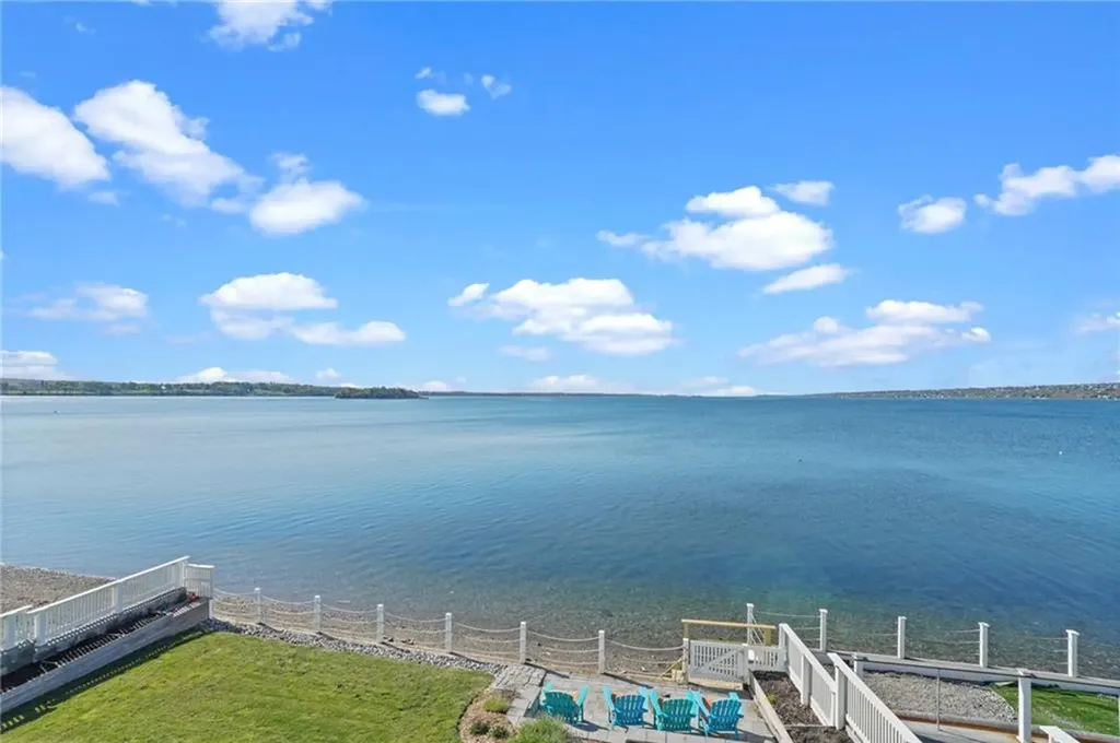 75 Fountain Avenue Portsmouth RI 02871