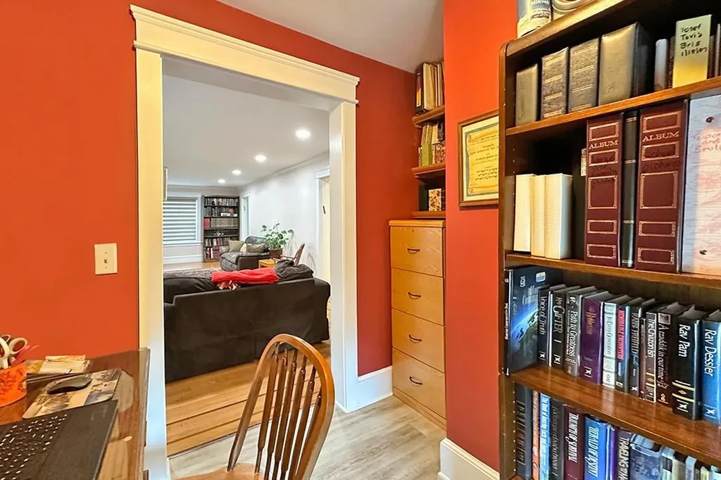 47 Sargent Avenue Providence RI 02906