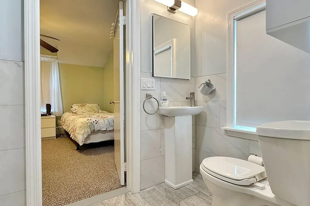47 Sargent Avenue Providence RI 02906