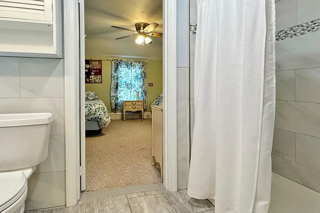 47 Sargent Avenue Providence RI 02906