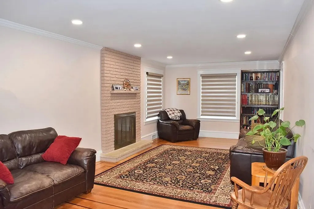 47 Sargent Avenue Providence RI 02906