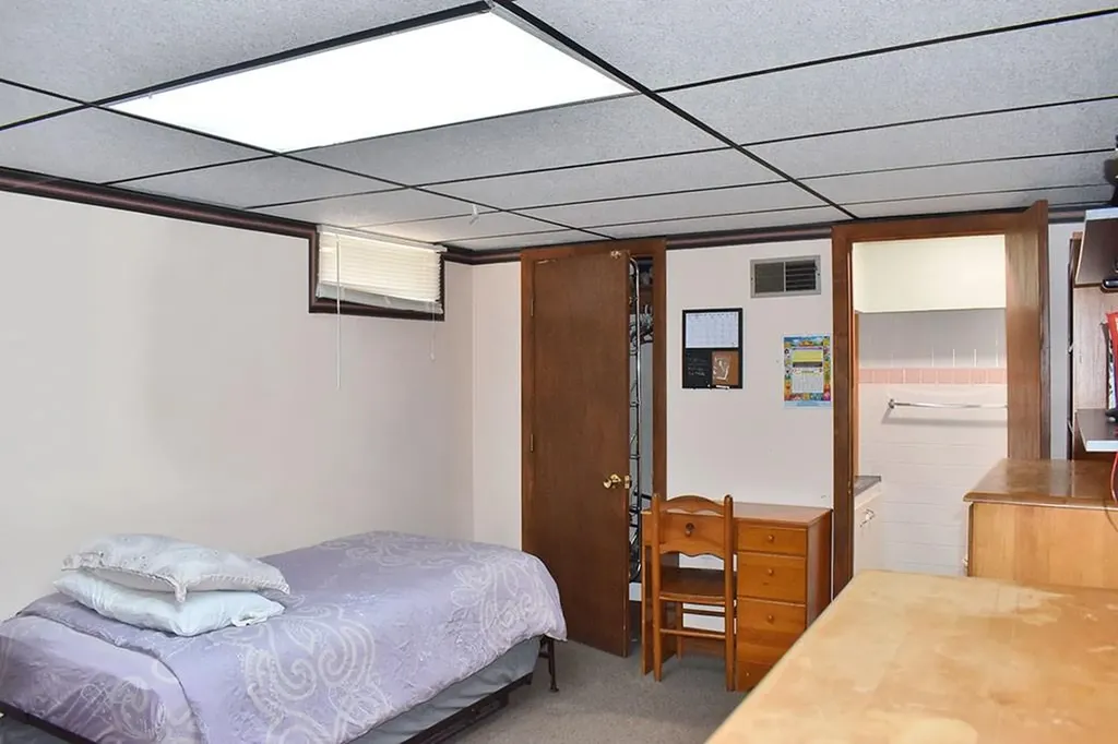 47 Sargent Avenue Providence RI 02906