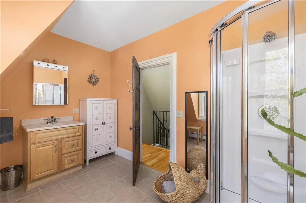 64 Bateman Avenue Newport RI 02840