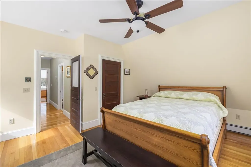64 Bateman Avenue Newport RI 02840