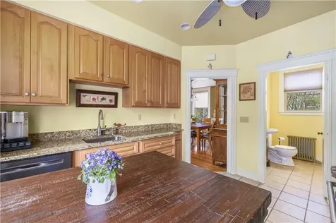 64 Bateman Avenue Newport RI 02840