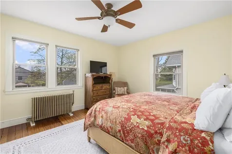 64 Bateman Avenue Newport RI 02840