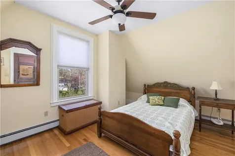 64 Bateman Avenue Newport RI 02840