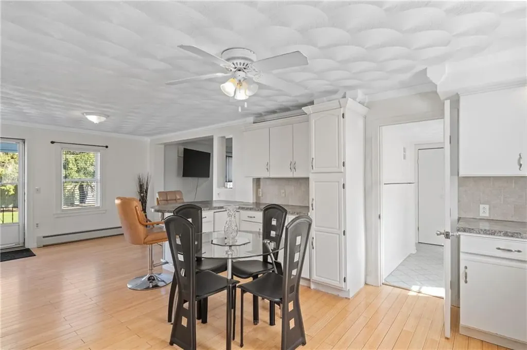 331 Church Avenue Warwick RI 02889
