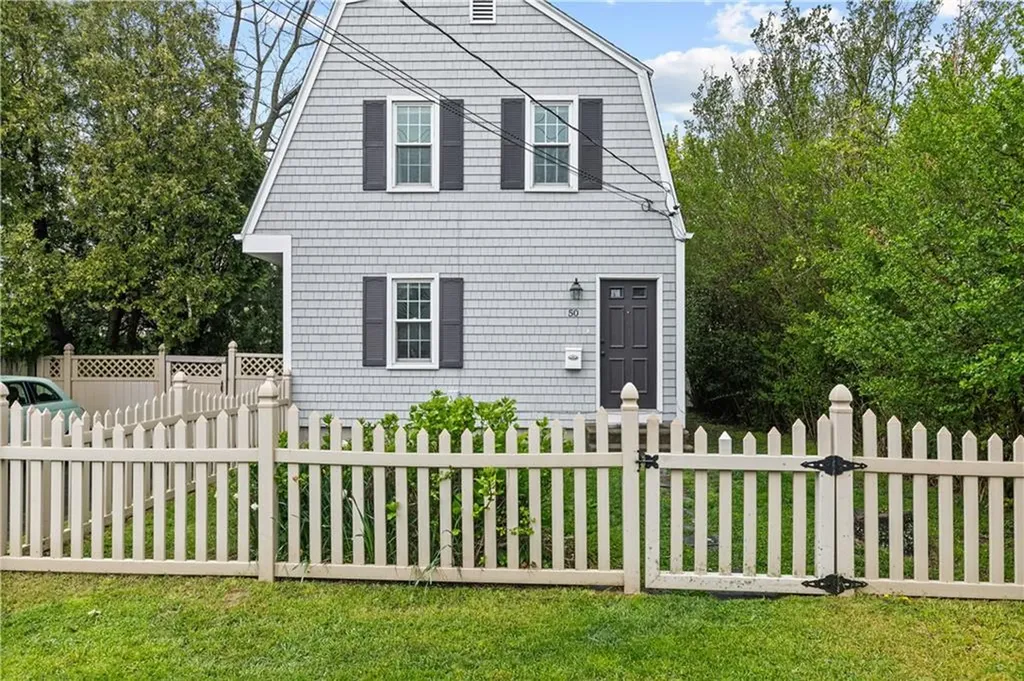 50 Halsey Street Newport RI 02840