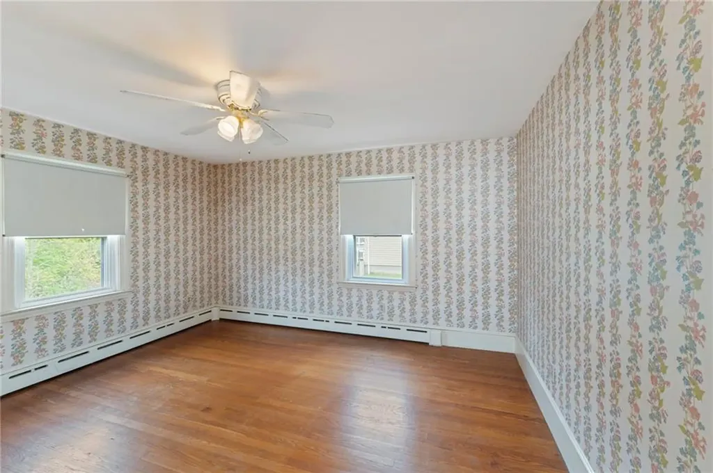 327 State Street Bristol RI 02809