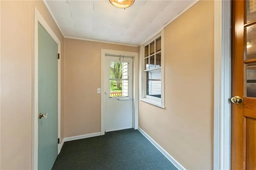 327 State Street Bristol RI 02809