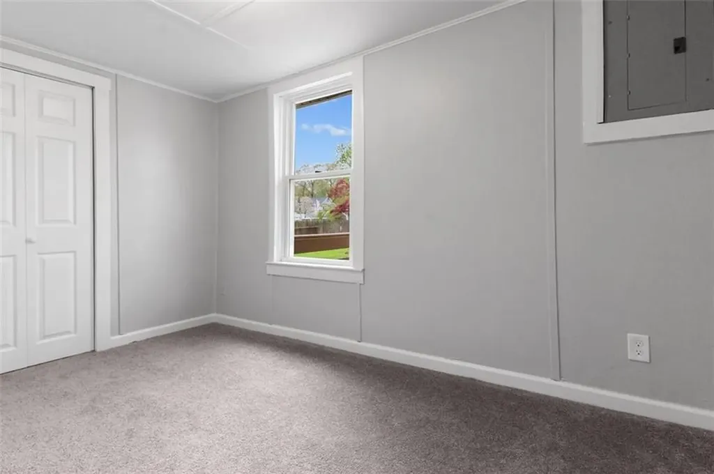44 Northup Street Warwick RI 02889
