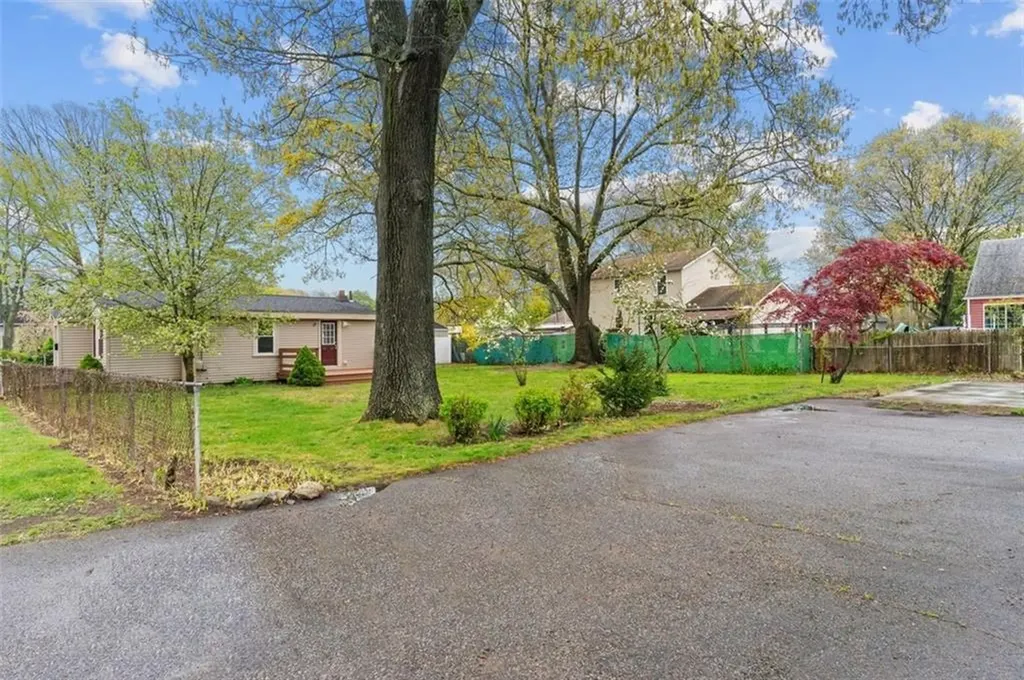 44 Northup Street Warwick RI 02889